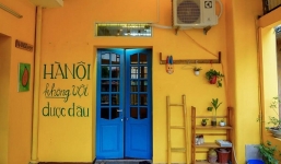 Sống chậm lại trong căn hộ Retro độc đáo của “ông bà anh”